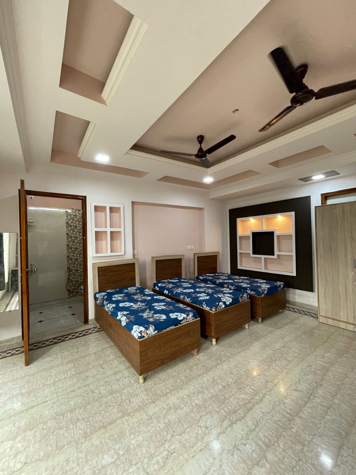 Room 5