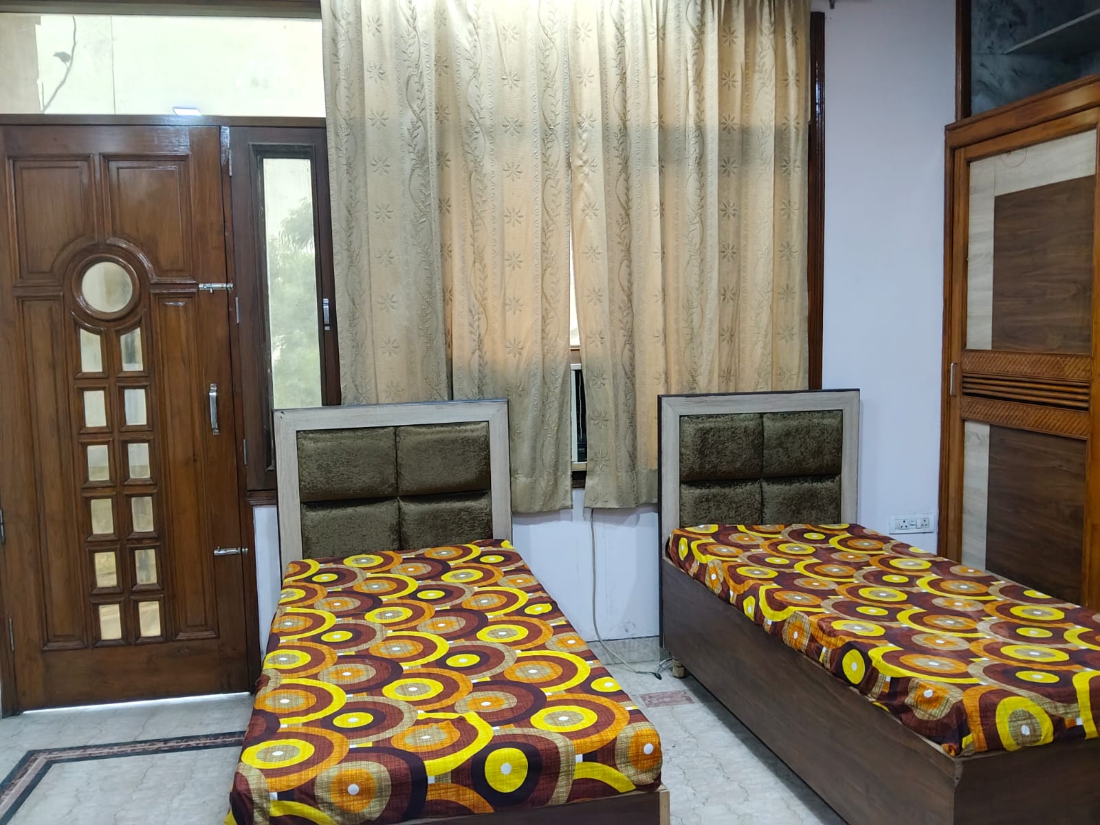 Room 6