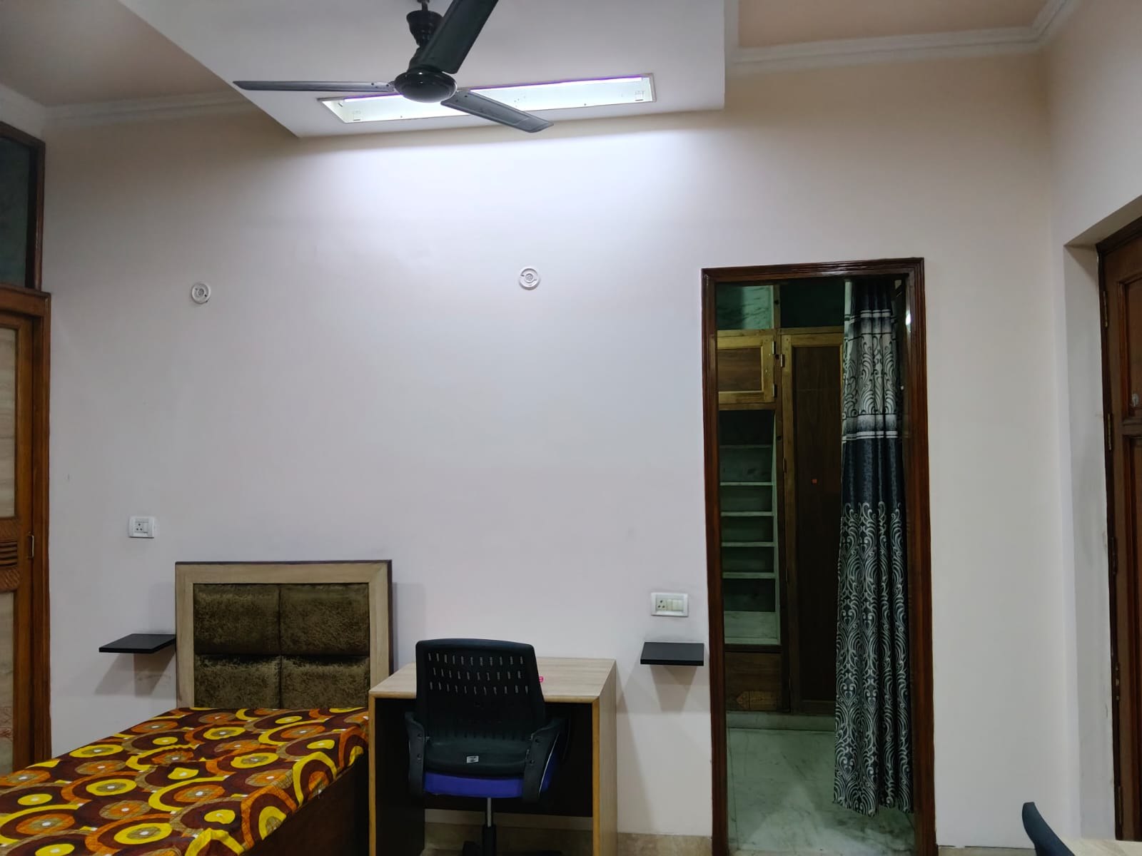 Room 6